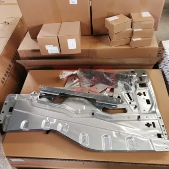 Sinotruk HOWO Sitrak Left Window Lift 711-62600-7311h130 Factory Price