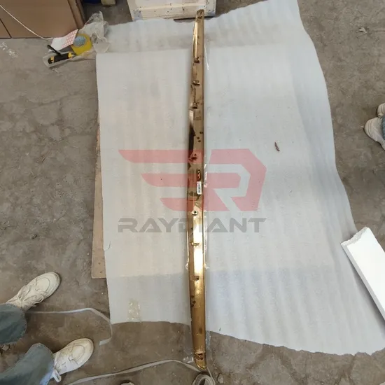 Sitrak Upper Trim AZ16D411000086 Factory Price for C5h/C7h/C9h