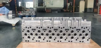 OEM 4936714 Cylinder Head for Cummins ISLe8.9/QSB8.9L Factory Price