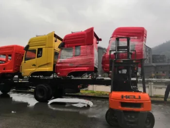 Sinotruk HOWO 7 Tipper Truck Hw76 Cabin Factory Price